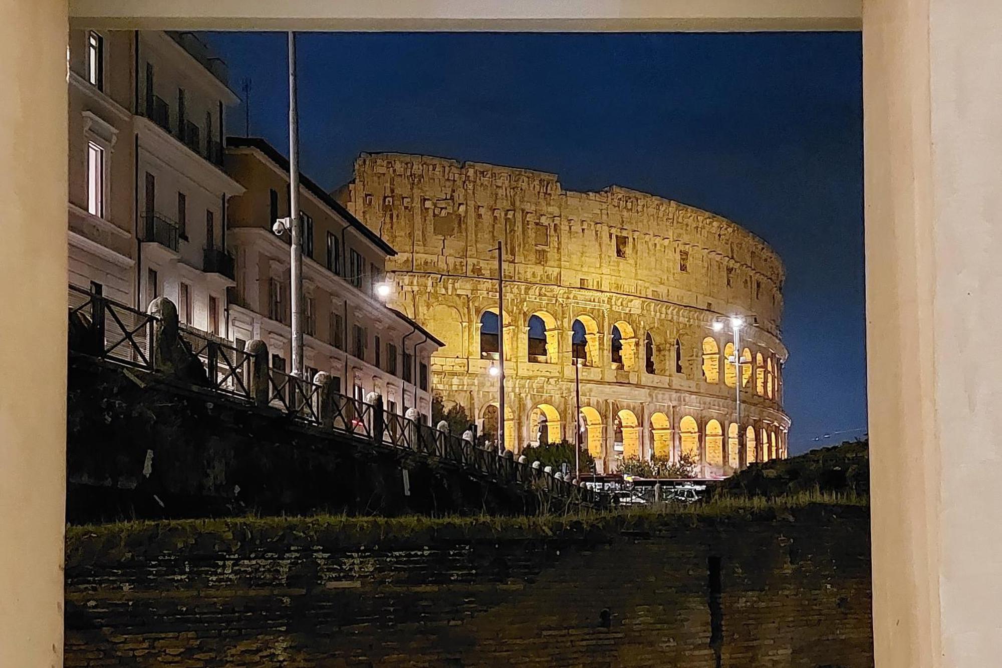 Luxury Domus Apartment 2 Roma Exterior foto